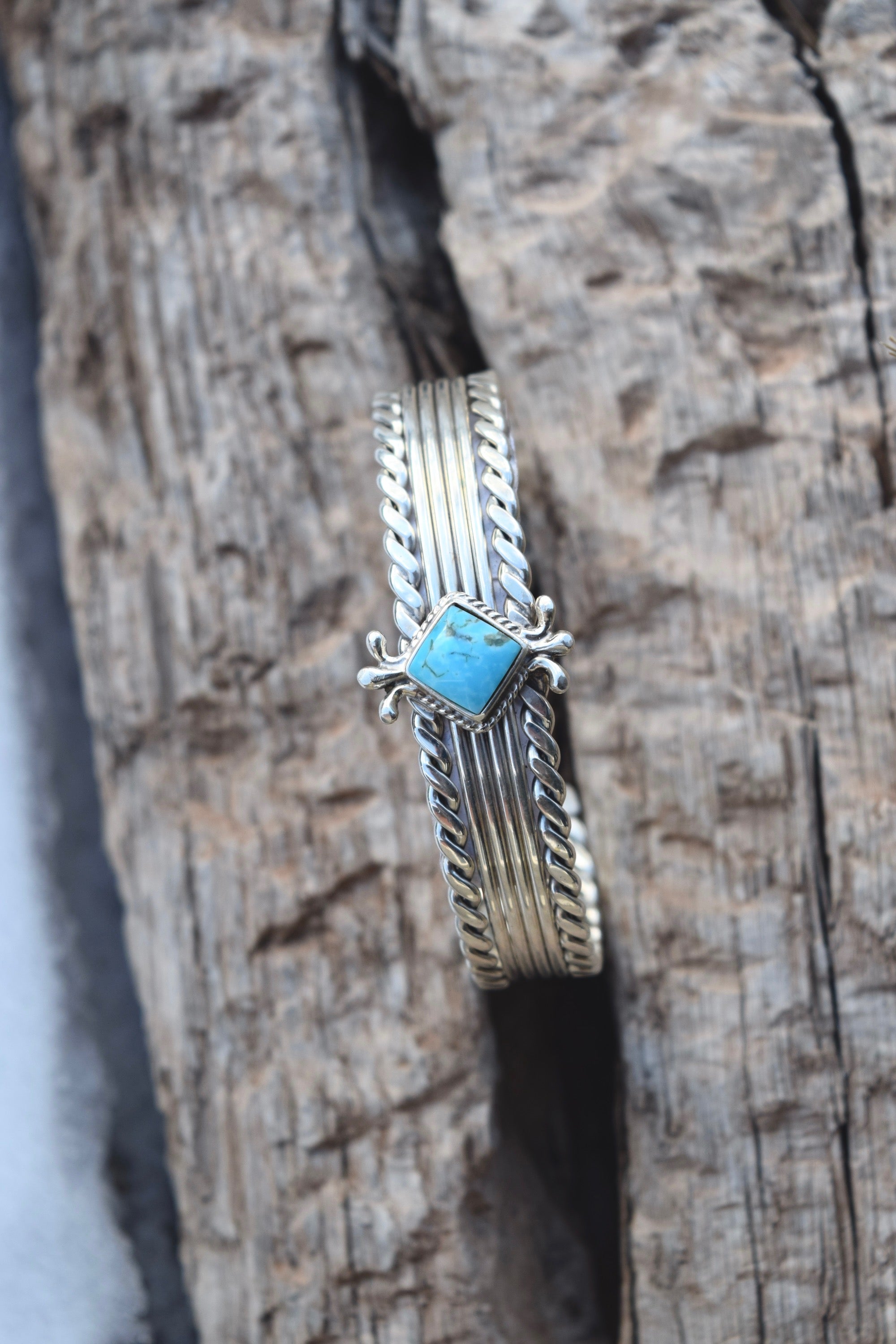ROPE ME IN BRACELET FROM THE RODGERS COLLECTION