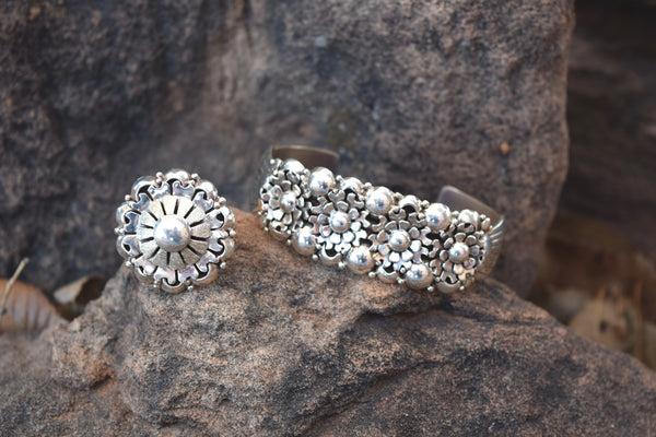 SILVER FLOWER BRACELET AND RING SET FROM THE RODGERS COLLECTION