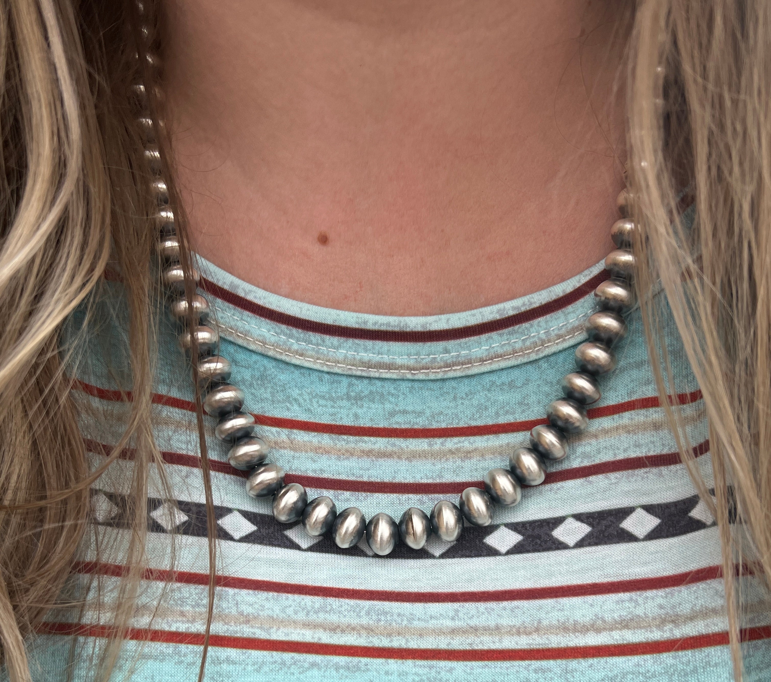 Handmade Navajo Pearl 1/2 Semi Saucer Bead Necklace