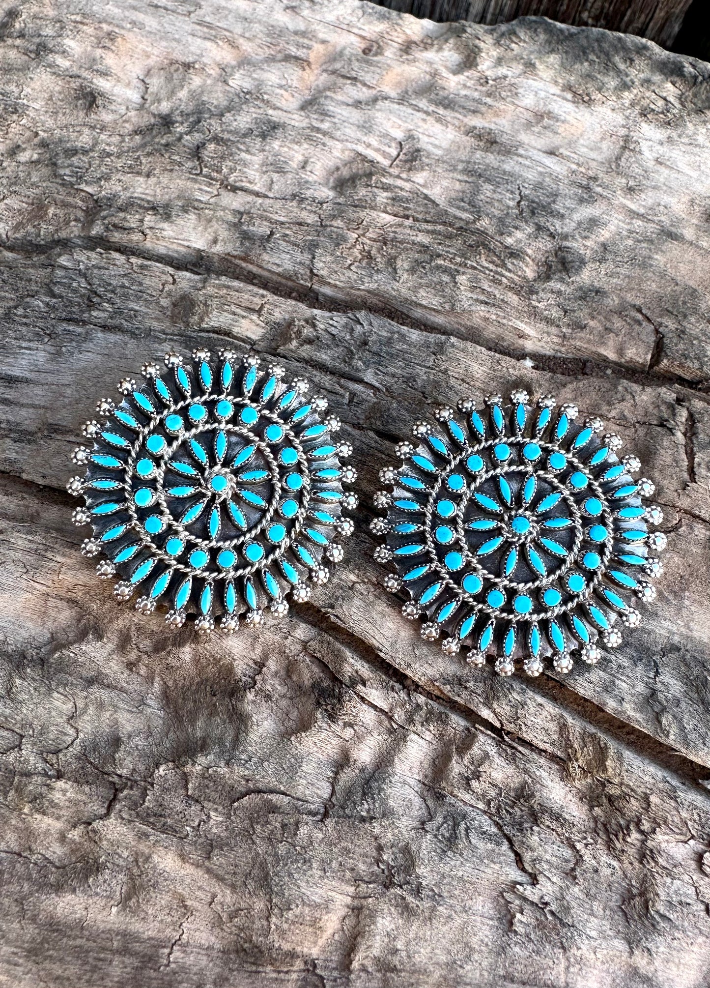 So Pretty! Zuni Cluster Earring by Merlinda Chavez