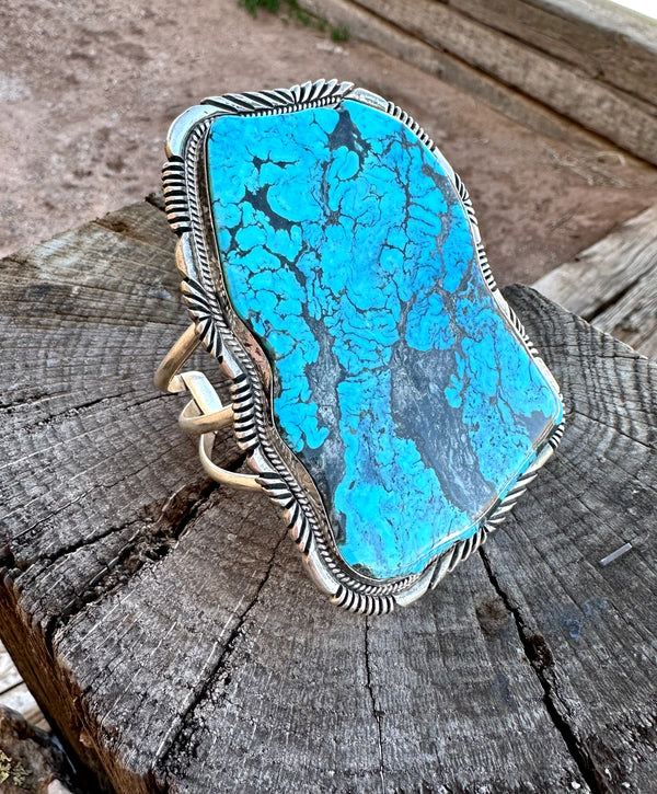 Boujie Cowgirl Navajo Cuff