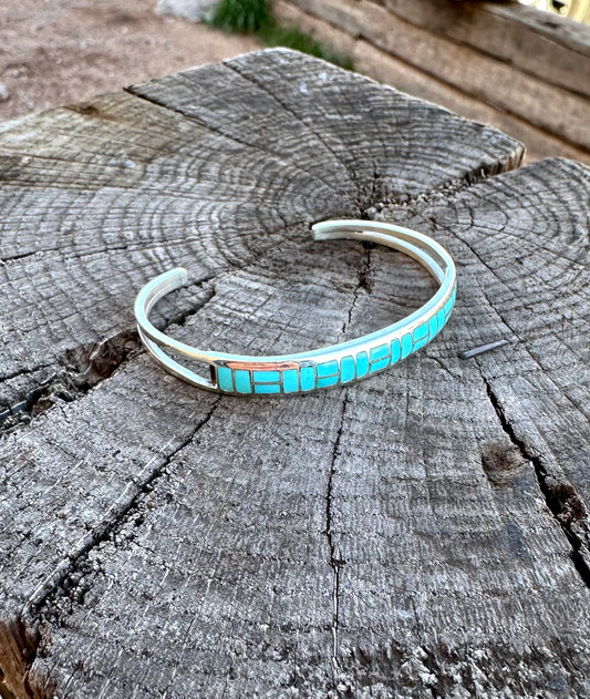 Stunning Contemporary Turquoise Cuff