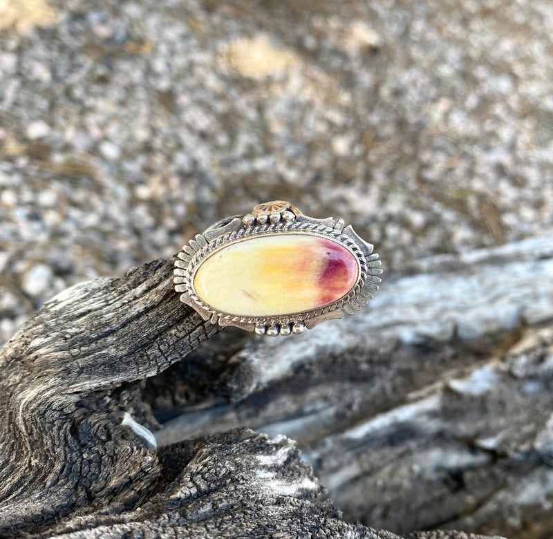 Sunset Spiny Oyster Ring From The Rogers Collection