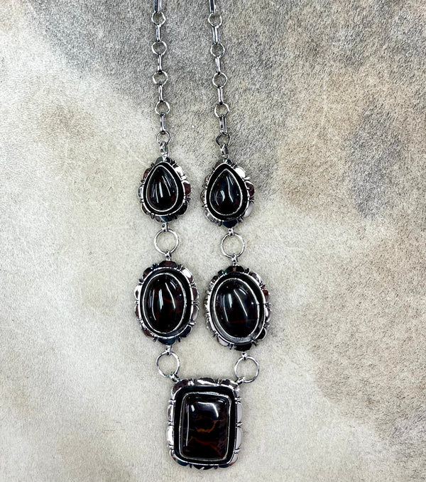 Chaco's Agate Station Necklace