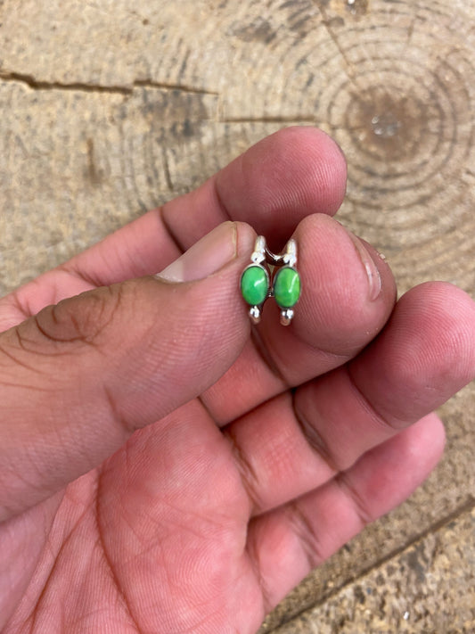 Fresh off the bench! This ear cuff is so cute! This is set in Sonaran gold but can be inlaid in blue turquoise or white buffalo. Put preference in the comments!