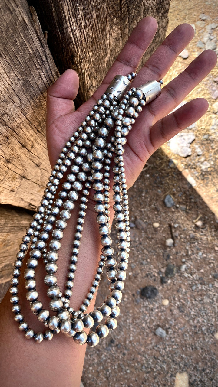 Stunning Handmade 20"  Round 5 Strand Navajo Pearls