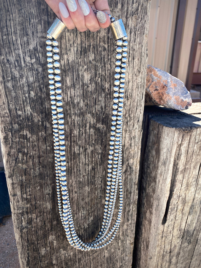 Navajo Pearl 32" Bead Necklace