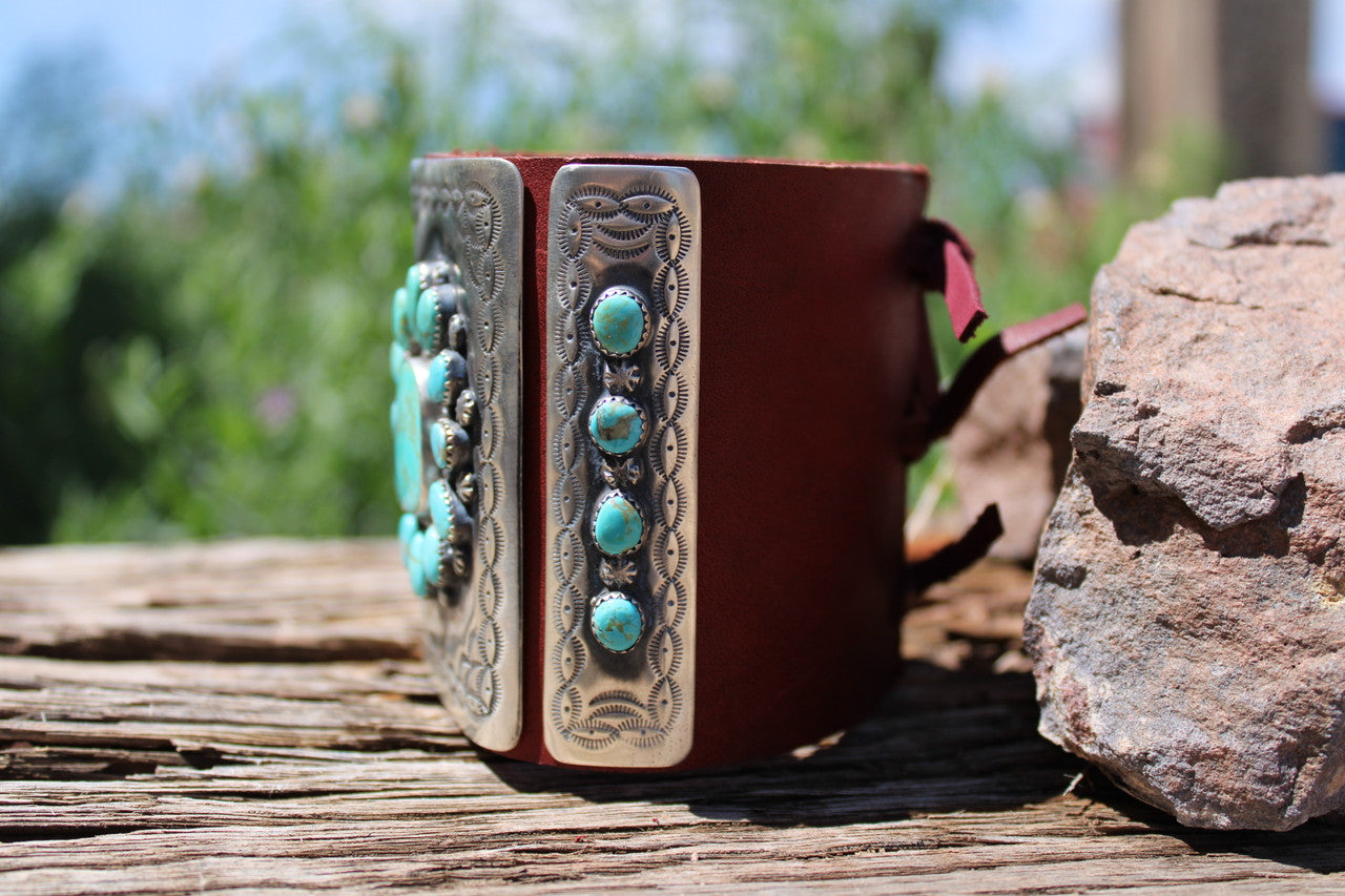 Chaco Canyon Sterling Silver Red leather Kingman Green Turquoise Bow Guard