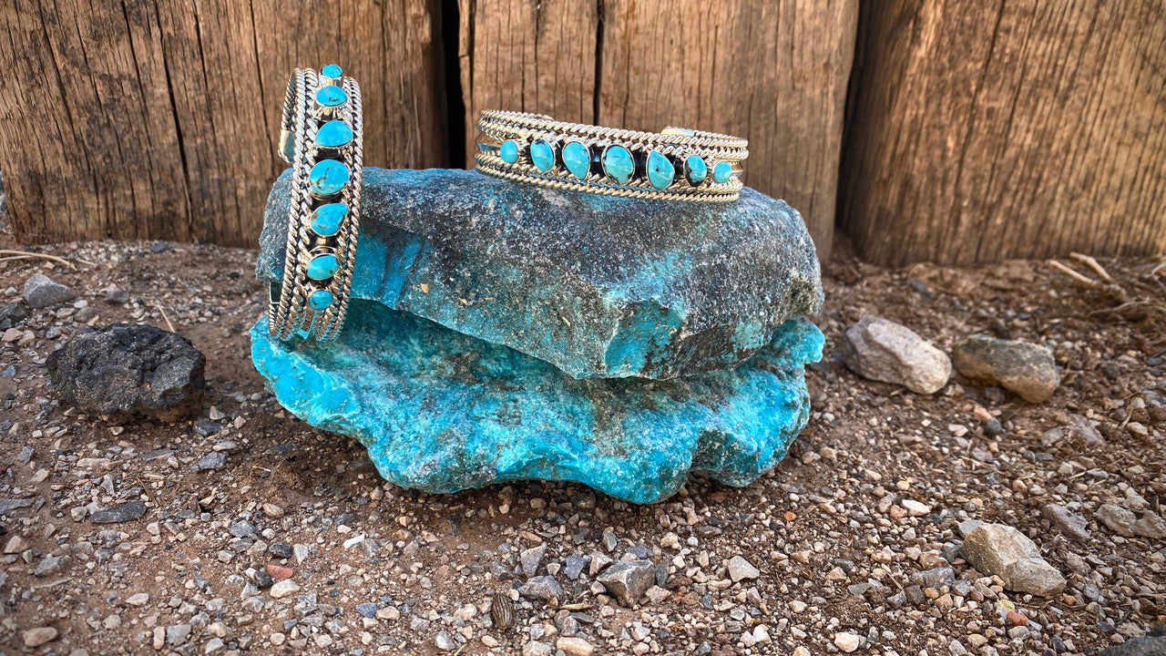 Chaco Canyon 7 Stone Kingman Turquoise Cuff